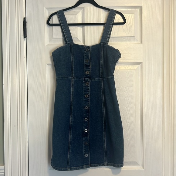 Good American “Snap to It” denim mini dress - Picture 3 of 5